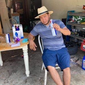 Meet your Posher, Omar